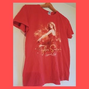 Taylor Swift Vintage Speak Now Graphic Tee